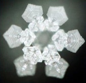 Wasserkristall von Emoto
